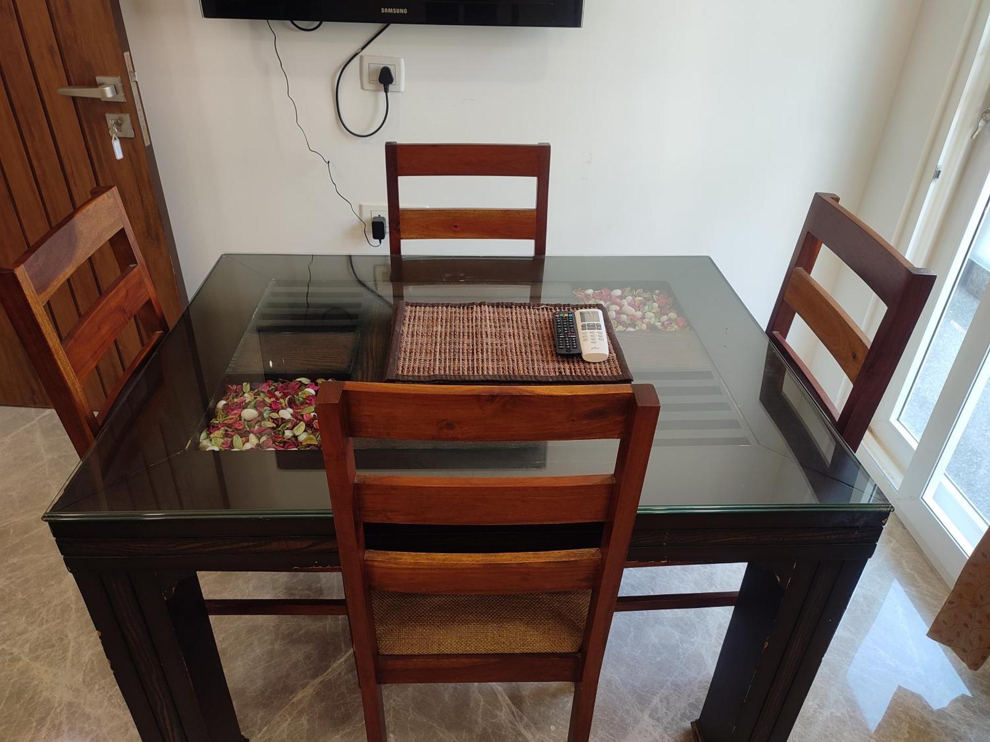 Bed & Breakfast Fully Furnished Comfortable In Hauz Khas - Woodpecker *