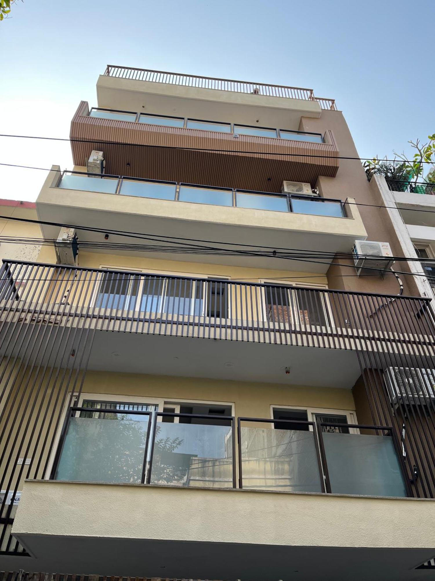 Fully Furnished Comfortable In Hauz Khas - Woodpecker