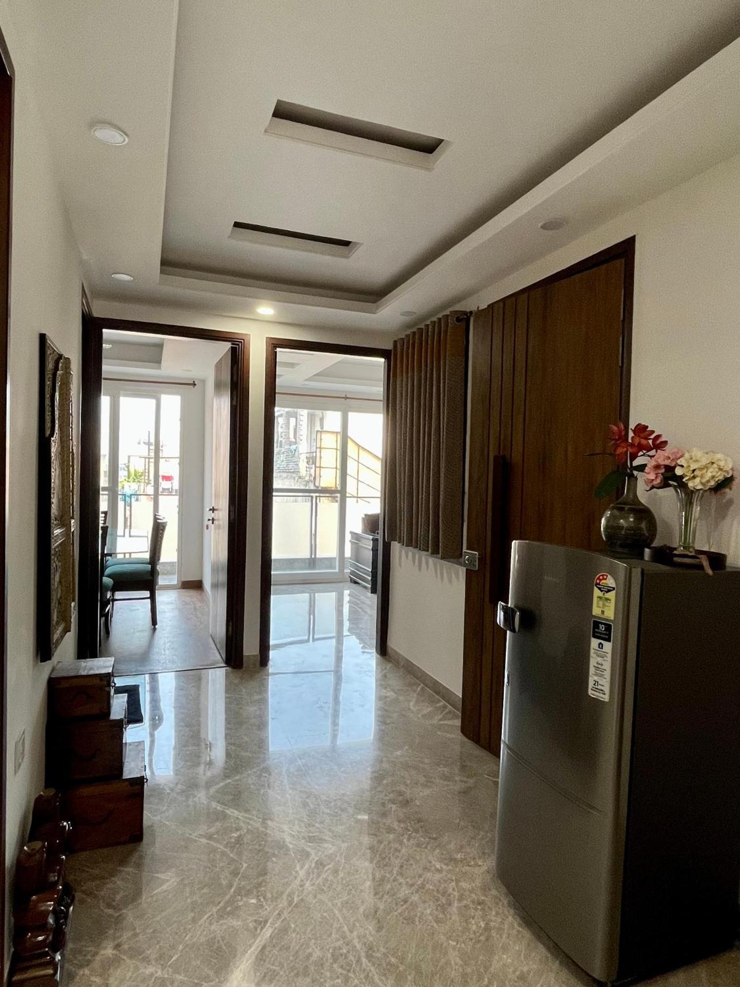 Fully Furnished Comfortable In Hauz Khas - Woodpecker Bed & Breakfast *