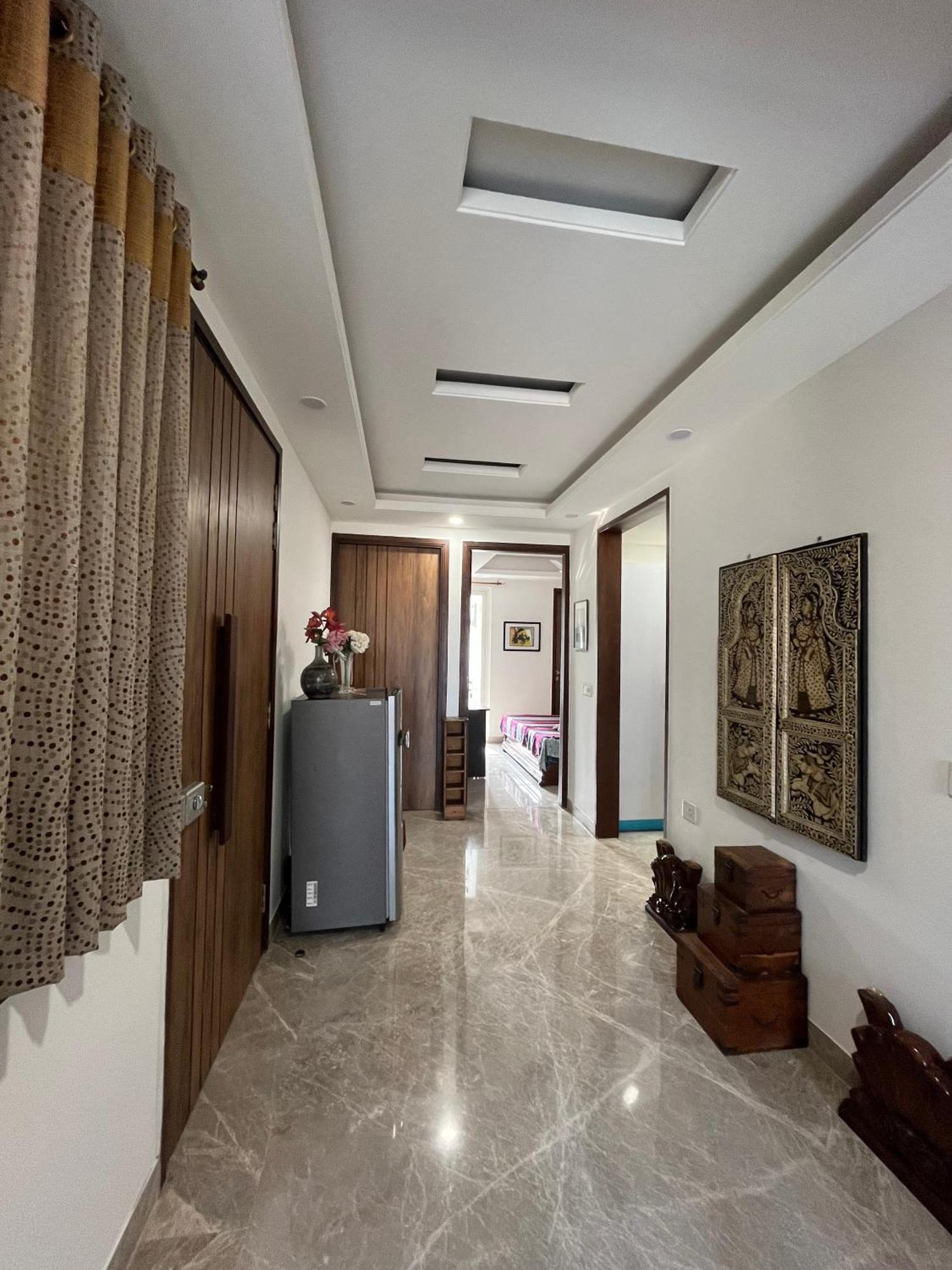 Fully Furnished Comfortable In Hauz Khas - Woodpecker
