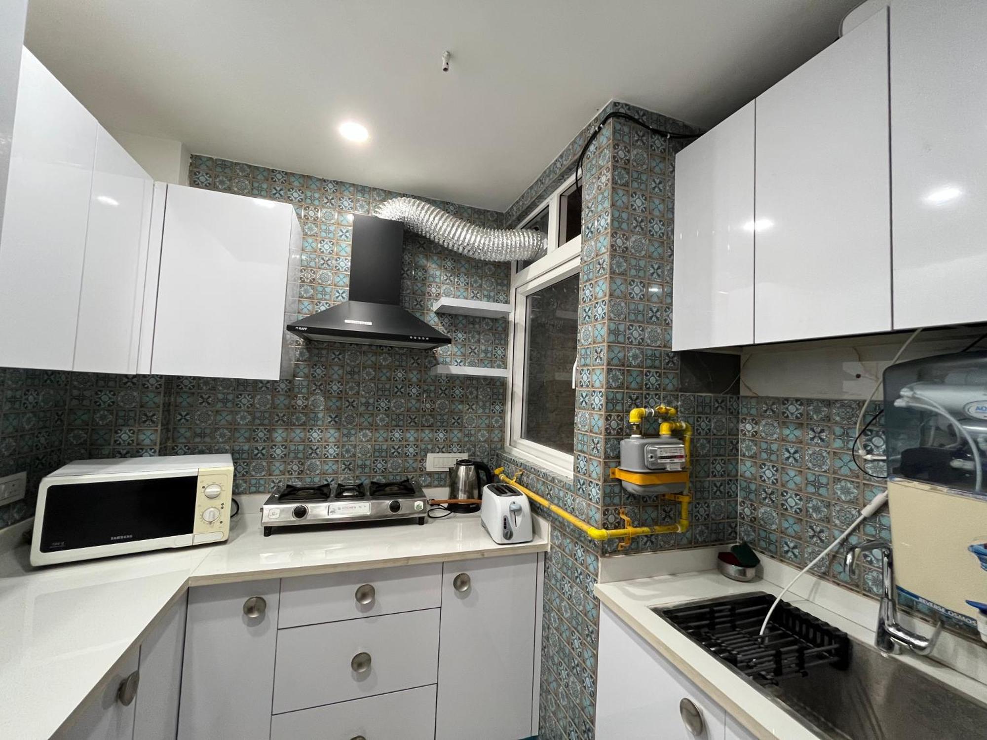 Bed & Breakfast Fully Furnished Comfortable In Hauz Khas - Woodpecker *