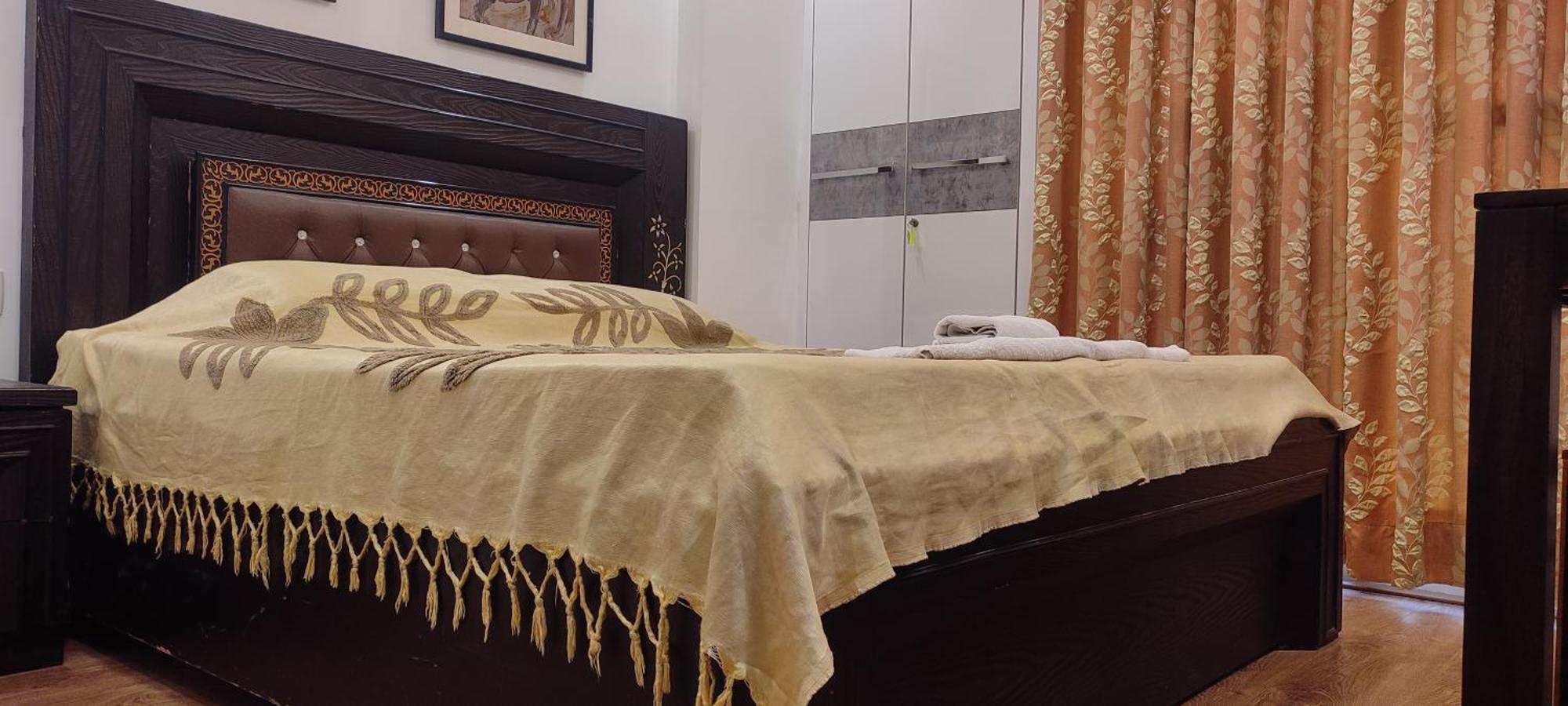 Fully Furnished Comfortable In Hauz Khas - Woodpecker Bed & Breakfast New Delhi